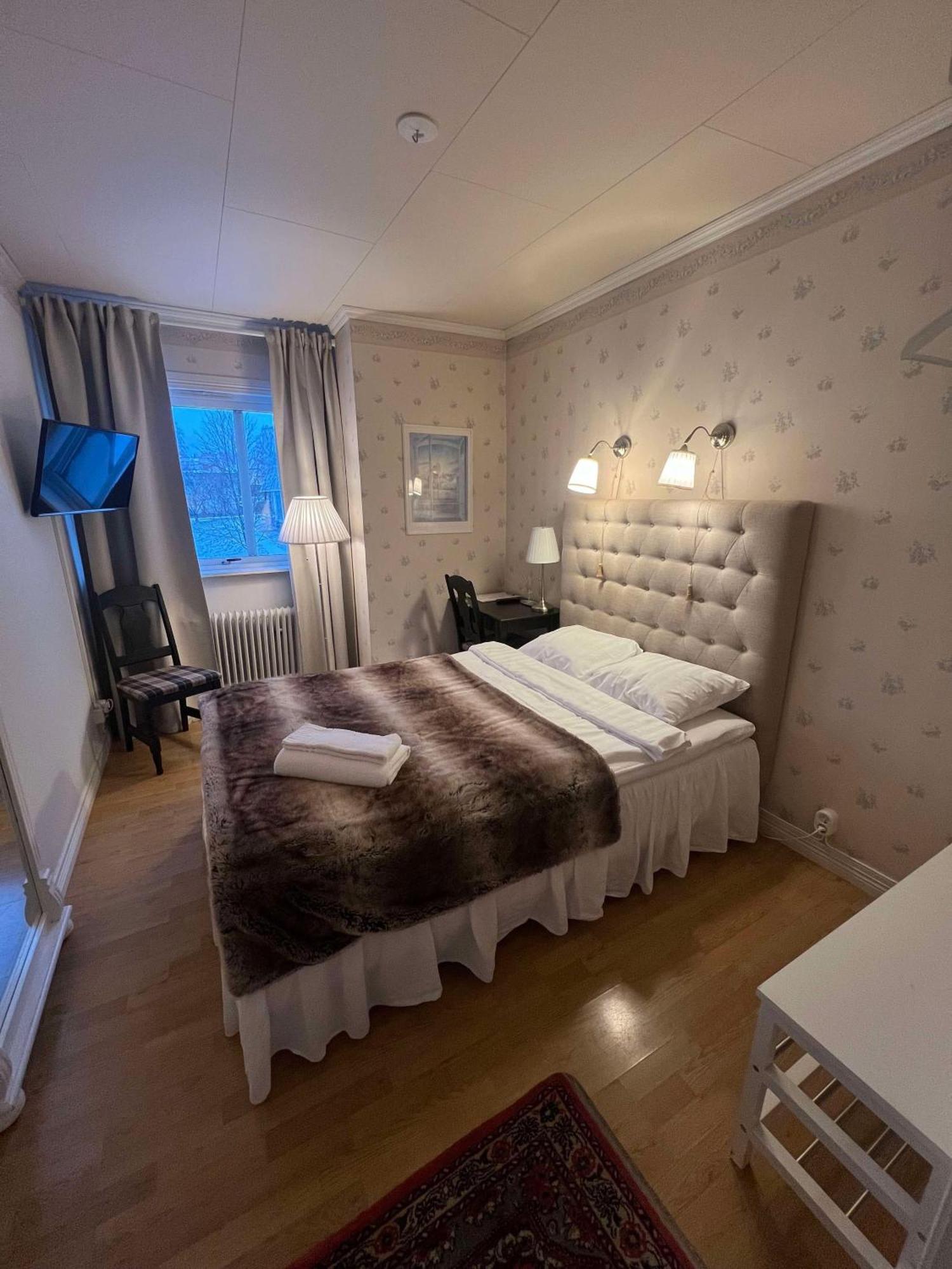 Hotell Oernen Torsby Extérieur photo